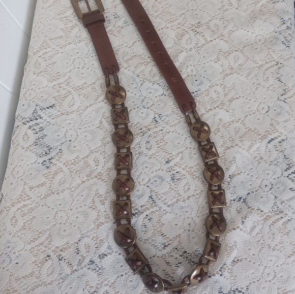 Limited Leather Belt - Picture 2 of 7